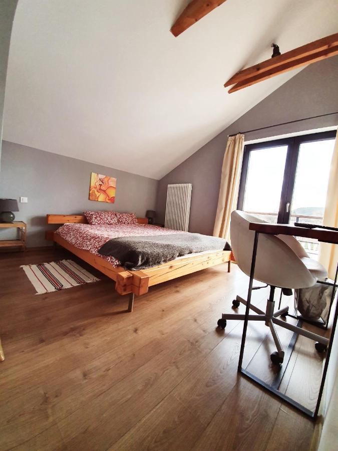 Villa Swiss Sacele Exterior photo